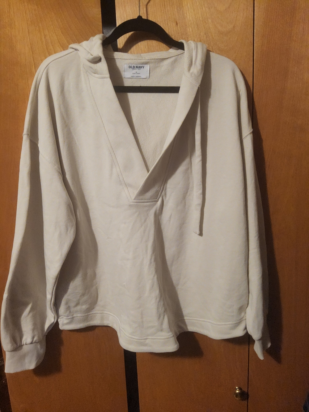 Old Navy Men's Cream V-Neck Hooded Sweater